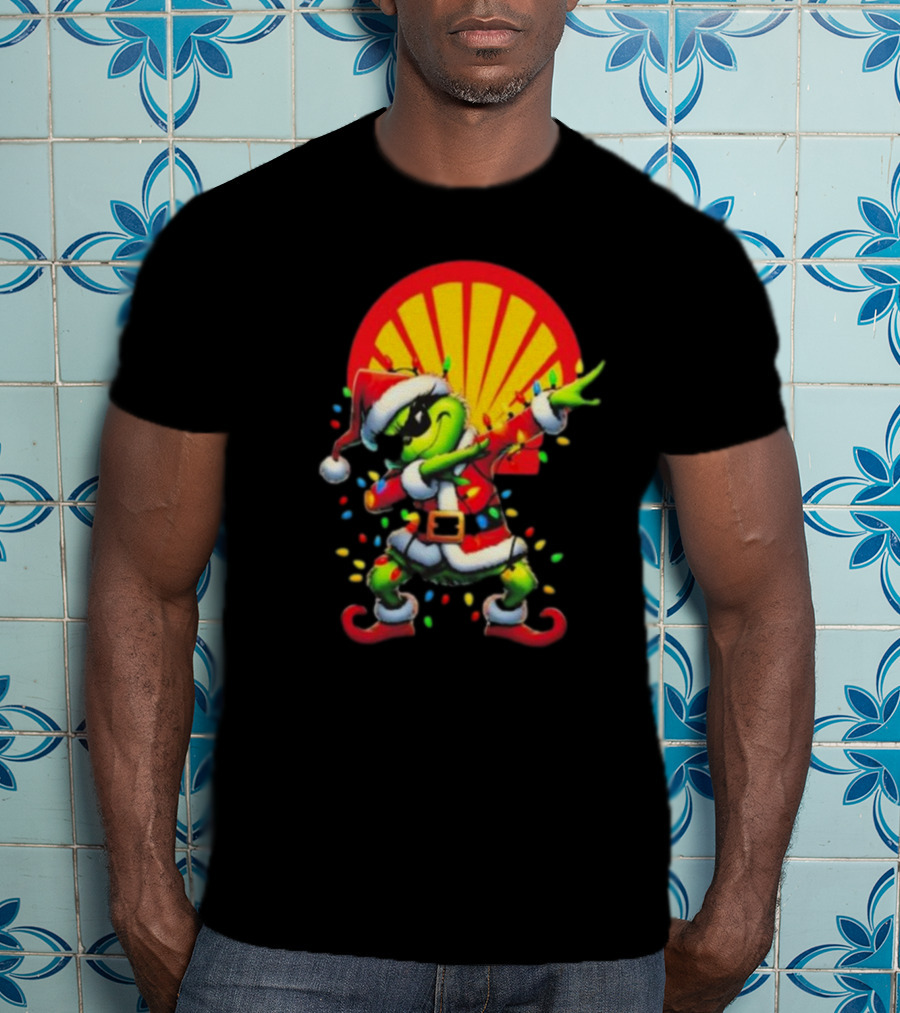 Santa Grinch Dabbing Shell Christmas Lights T-Shirt