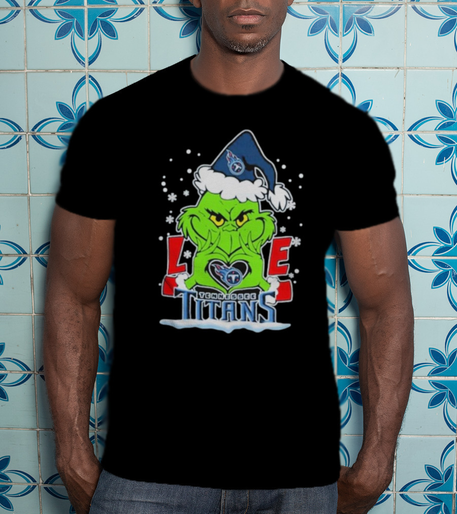 Grinch Love Tennessee Titans Football Christmas T-Shirt