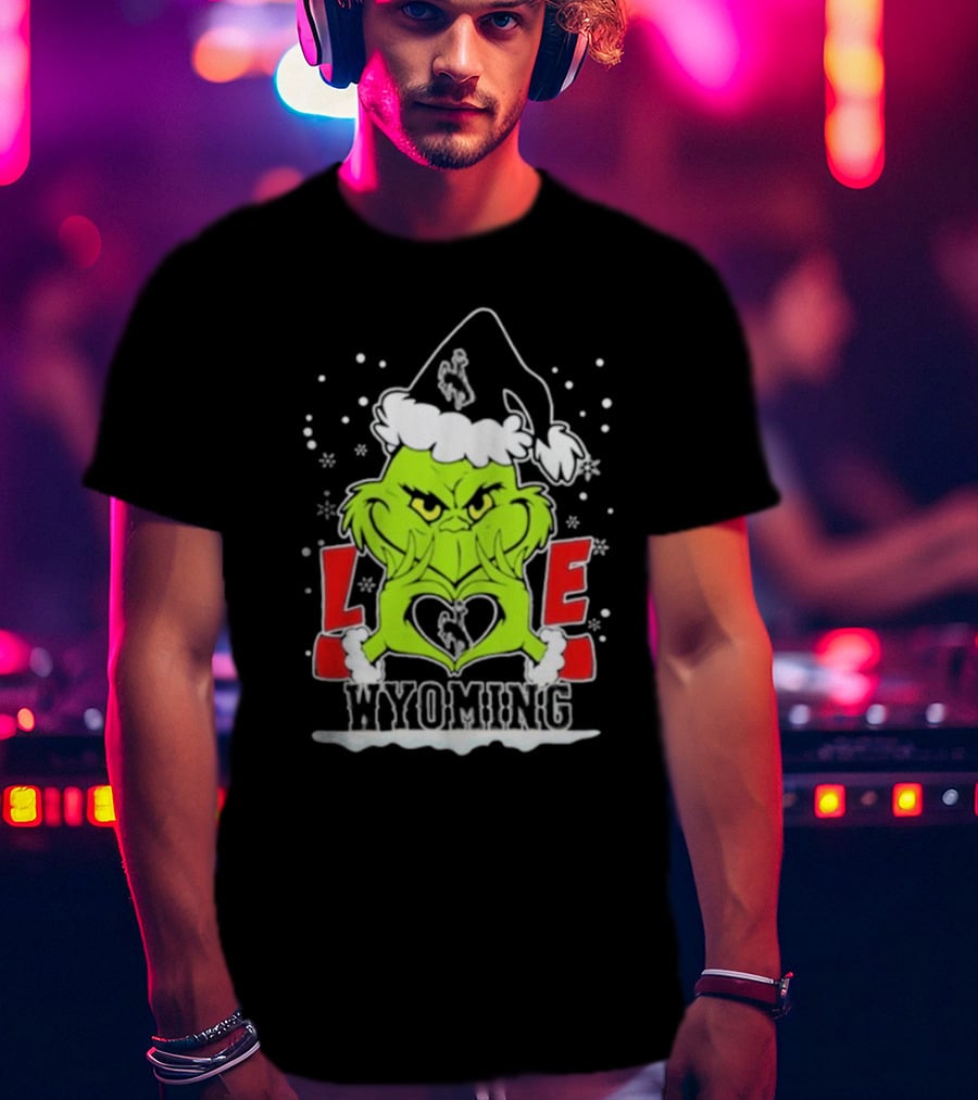 The Grinch Love Wyoming Cowboys Christmas T-Shirt