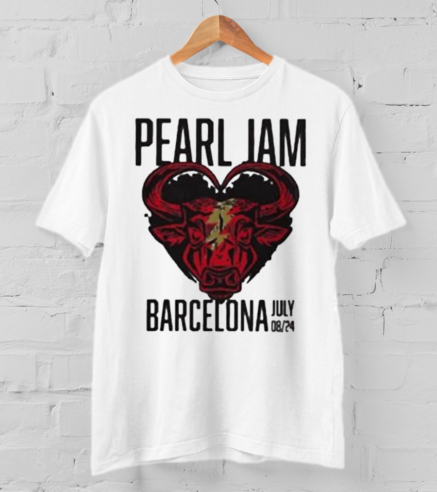 Pearl Jam Barcelona July 08/24 Bull Artwork Concert Event T-Shirt