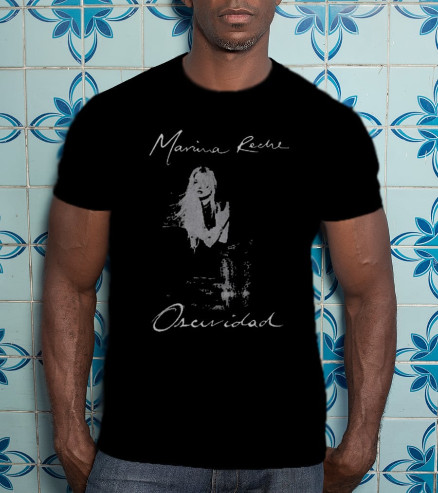 Marina Reche Oscuridad Camiseta Mujer En Silueta Blanca T-Shirt
