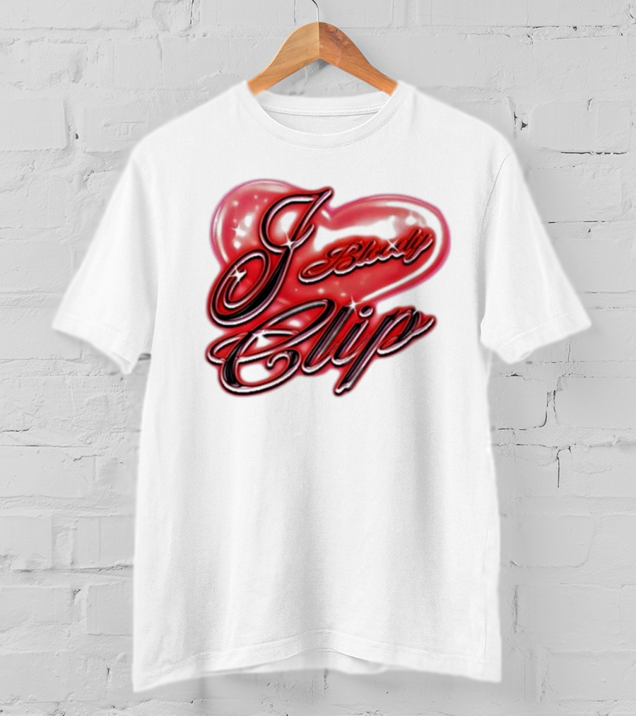 I Love Bloody Clip Heart Airbrush Imnotclip T-Shirt