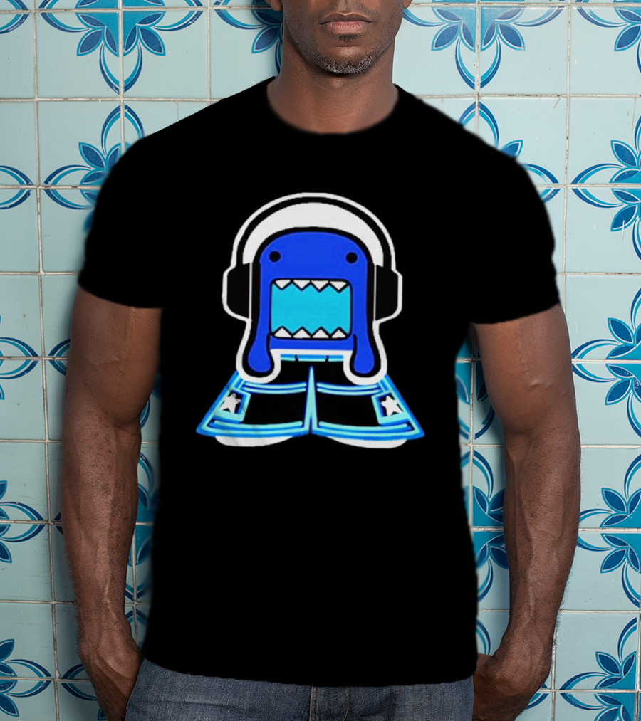 Romanceplanet Domo Headphones Star Shorts T-Shirt