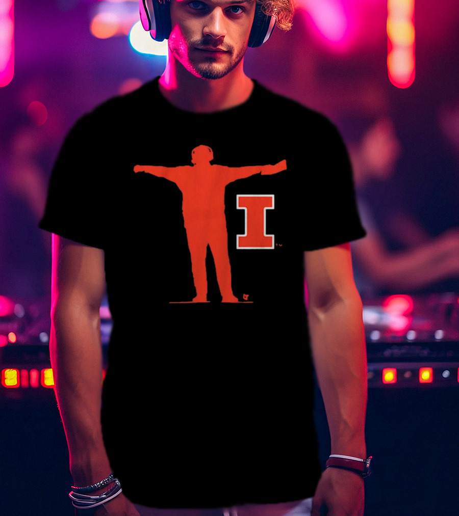 Illinois Fighting Illini Football Coach Silhouette And Iconic I T-Shirt