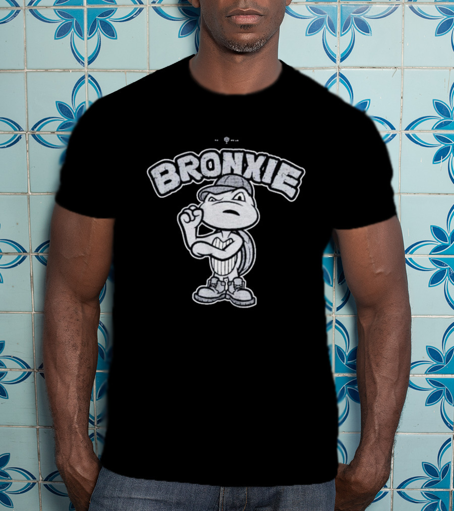 New York Yankees Bronxie The Turtle Mascot With Cap And Sneakers T-Shirt