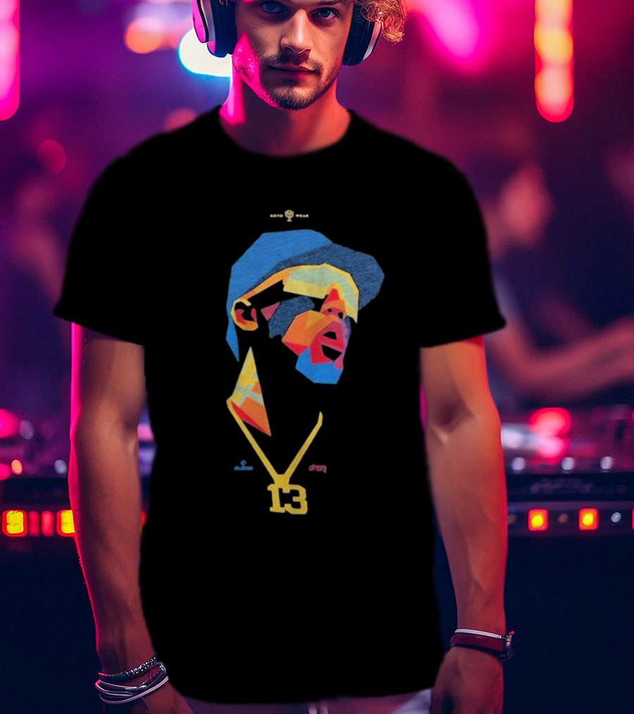 Ronald Acuna Jr 13 Abstract Geometric Style With Gold Chain And Colorful Hat T-Shirt