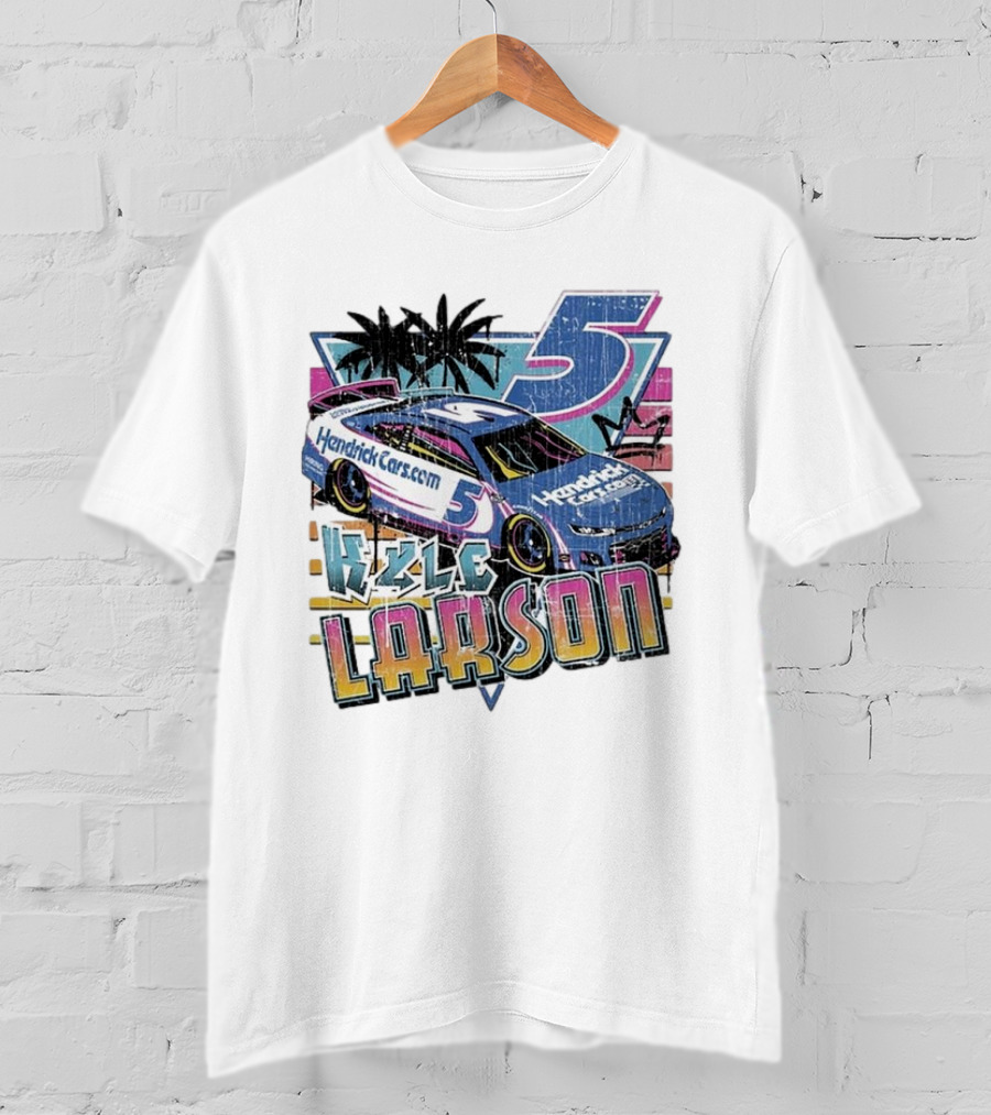 Kyle Larson Hendrickcars.com Racing Car Palm Trees Sunset Retro Style T-Shirt