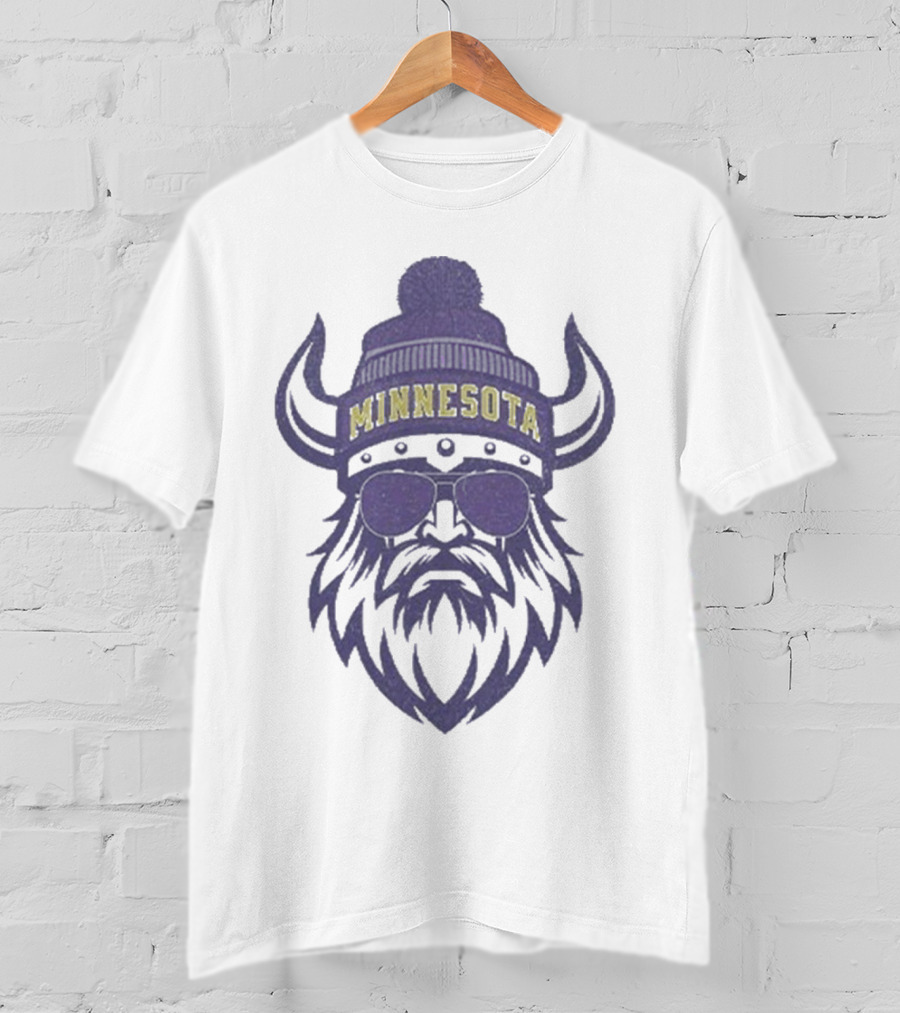 Minnesota Viking Beanie And Sunglasses Football Fan Icon T-Shirt