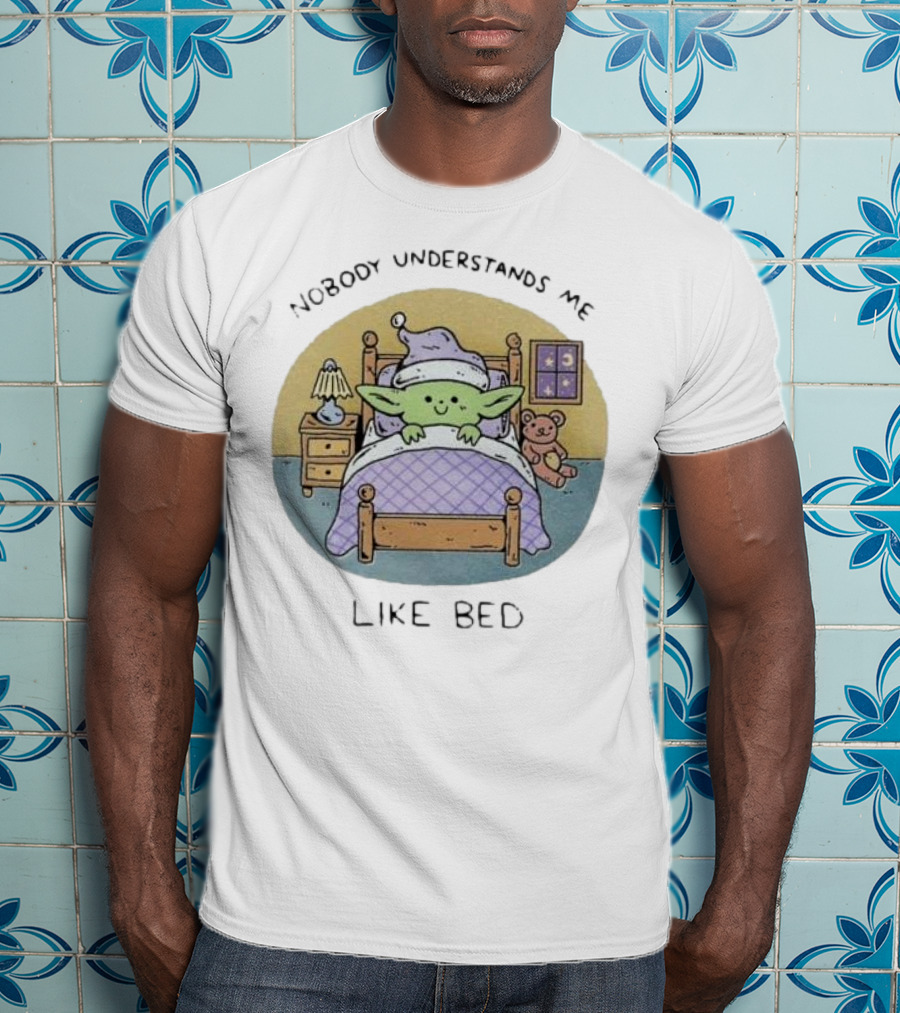 Nobody Understands Me Like Bed Cute Green Alien Cartoon Pajamas Nighttime Scene T-Shirt