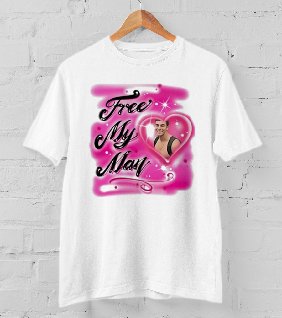Free My Man Luigi Mangione Heart Pink Background T-Shirt