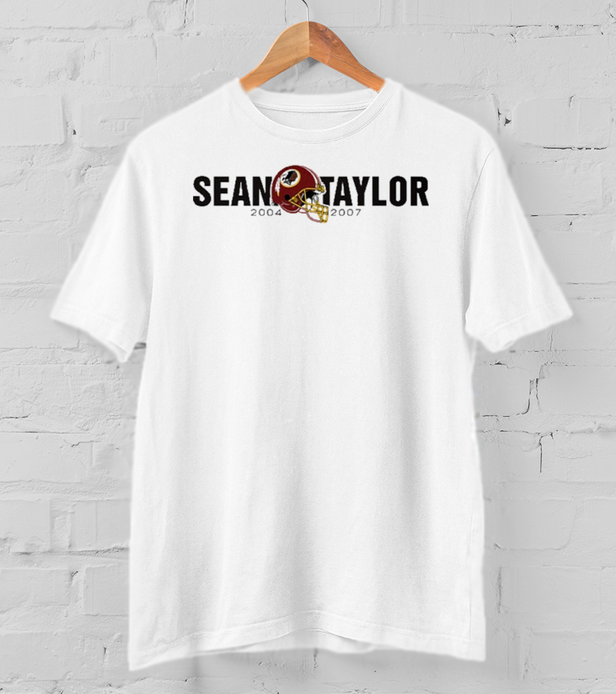 Sean Taylor 2004 2007 Washington Commanders Helmet Tribute T-Shirt