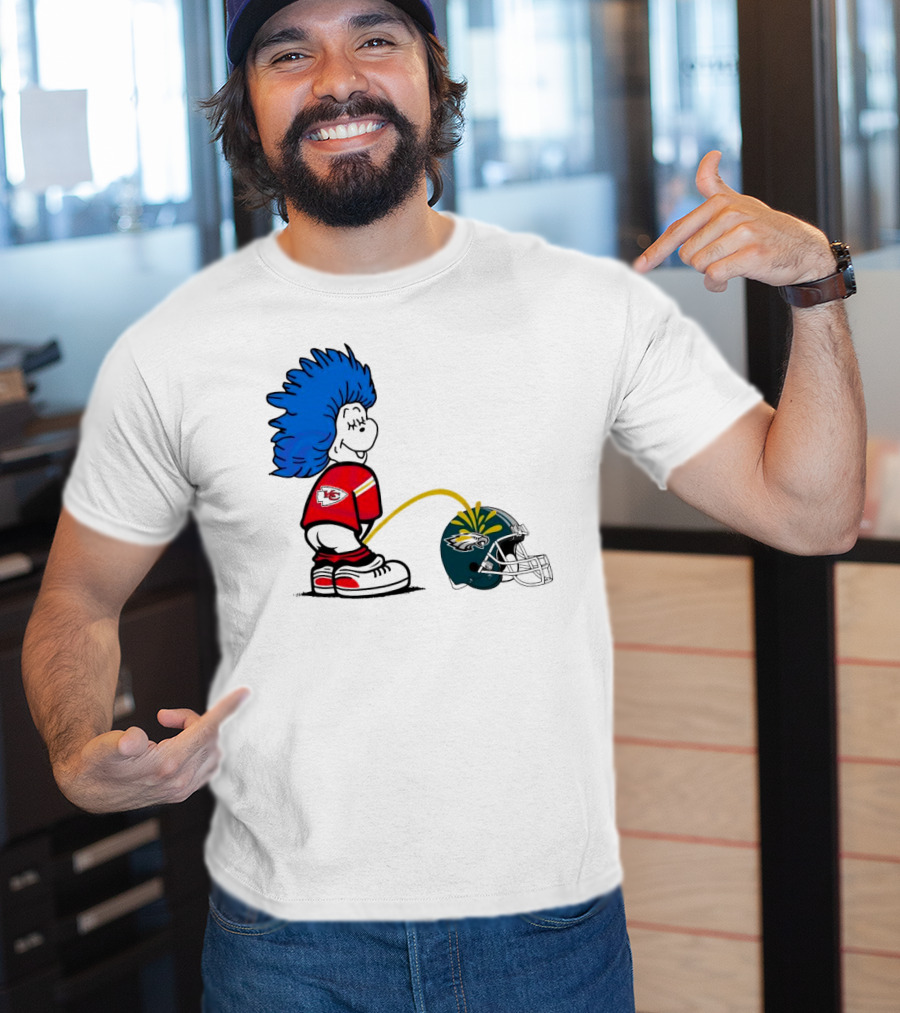 Thing One Kansas City Chiefs Piss On Philadelphia Eagles 2025 T-Shirt