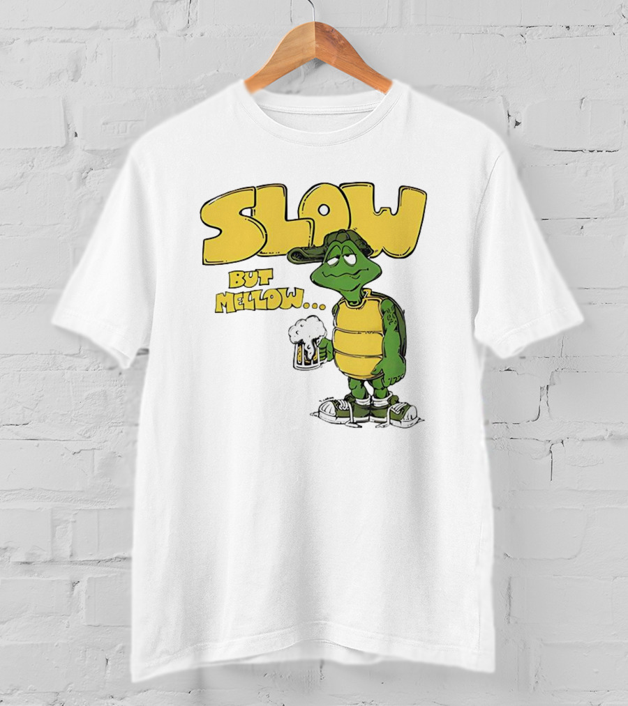 Slow But Mellow Turtle With Beer Retro Vintage 70s Style T-Shirt