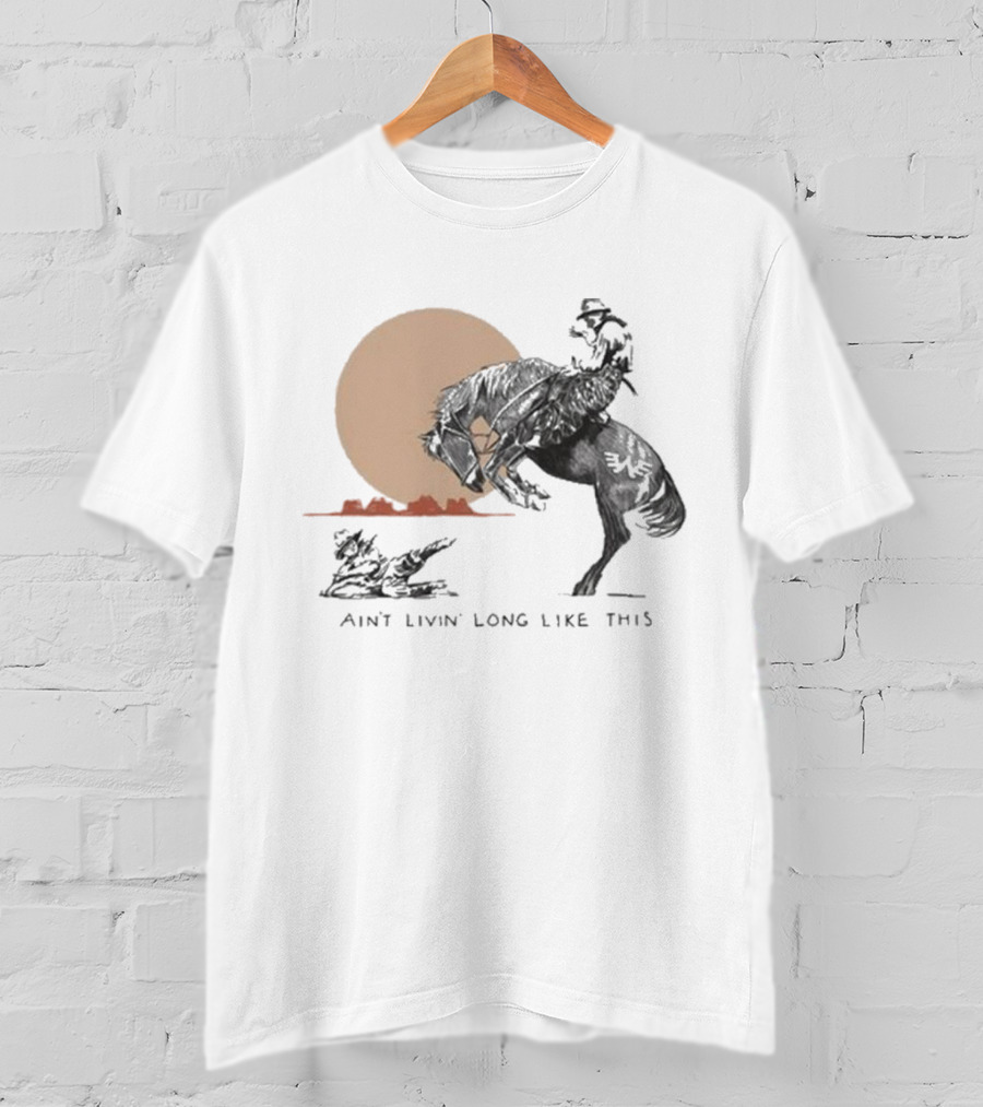 Waylon Jennings Ain’t Livin’ Long Like This Cowboy Rodeo Moon Scene T-Shirt
