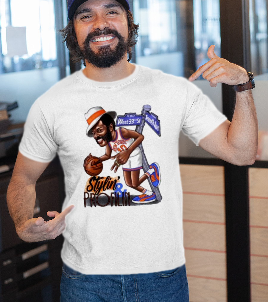West 33rd St Seventh Ave Clyde Stylin Profilin New York Knicks Walt Frazier T-Shirt