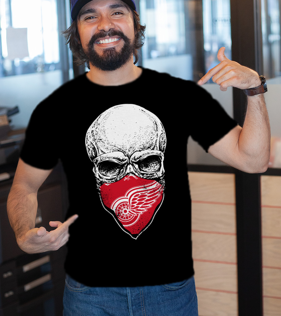 Detroit Red Wings Skull Bandana T-Shirt