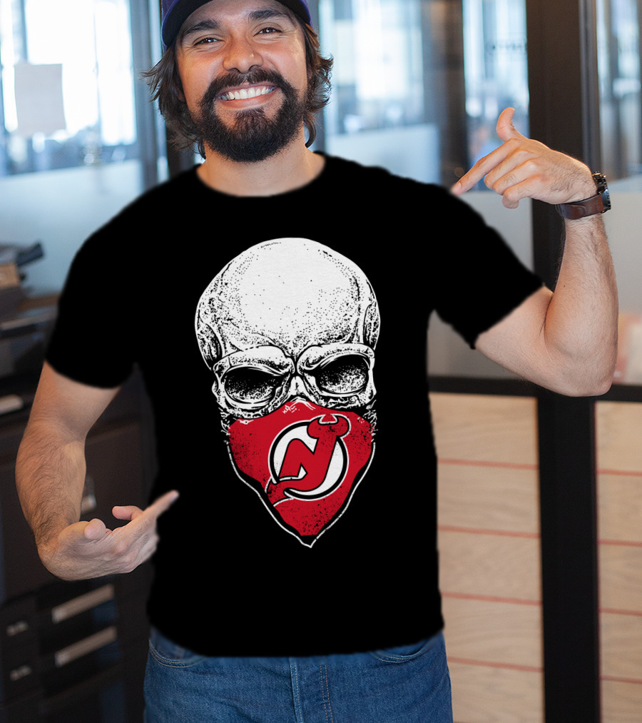 New Jersey Devils Skull Bandana T-Shirt
