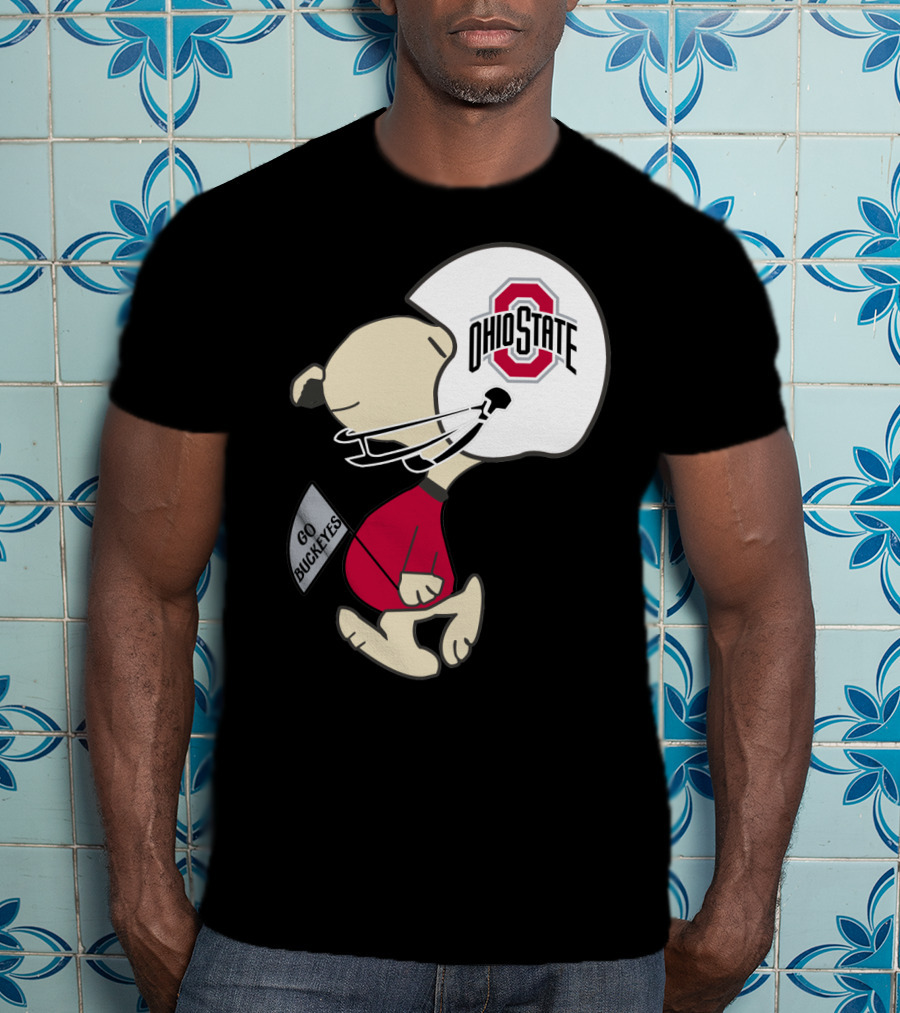 Snoopy Ohio State Buckeyes Go Buckeyes Football Helmet T-Shirt