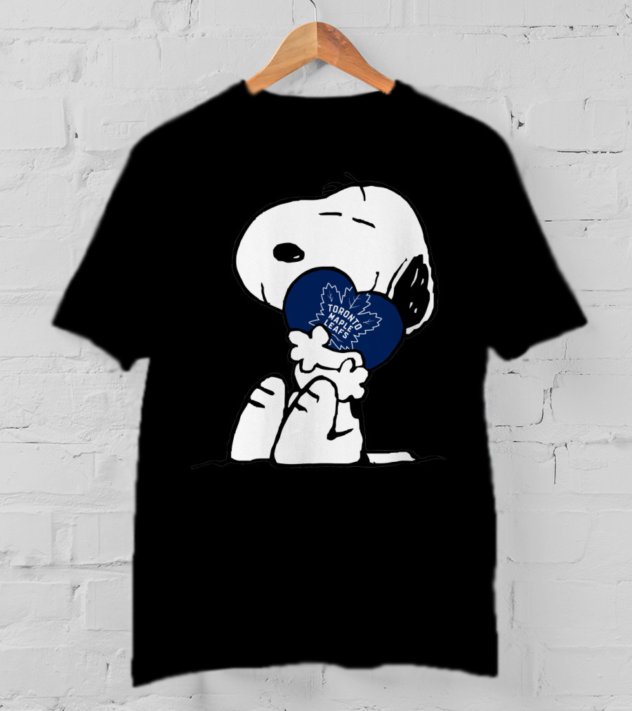 Snoopy Holding Toronto Maple Leafs Heart-Shaped T-Shirt