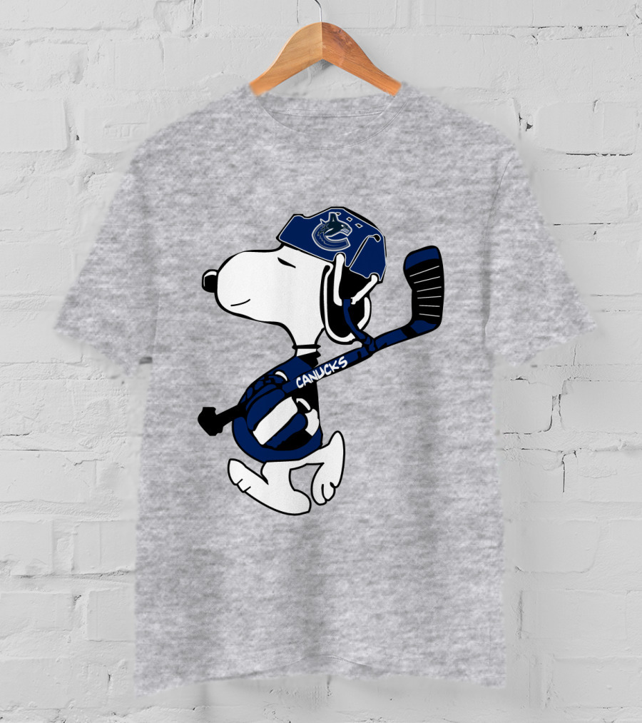 Vancouver Canucks Snoopy Hockey Player T-Shirt