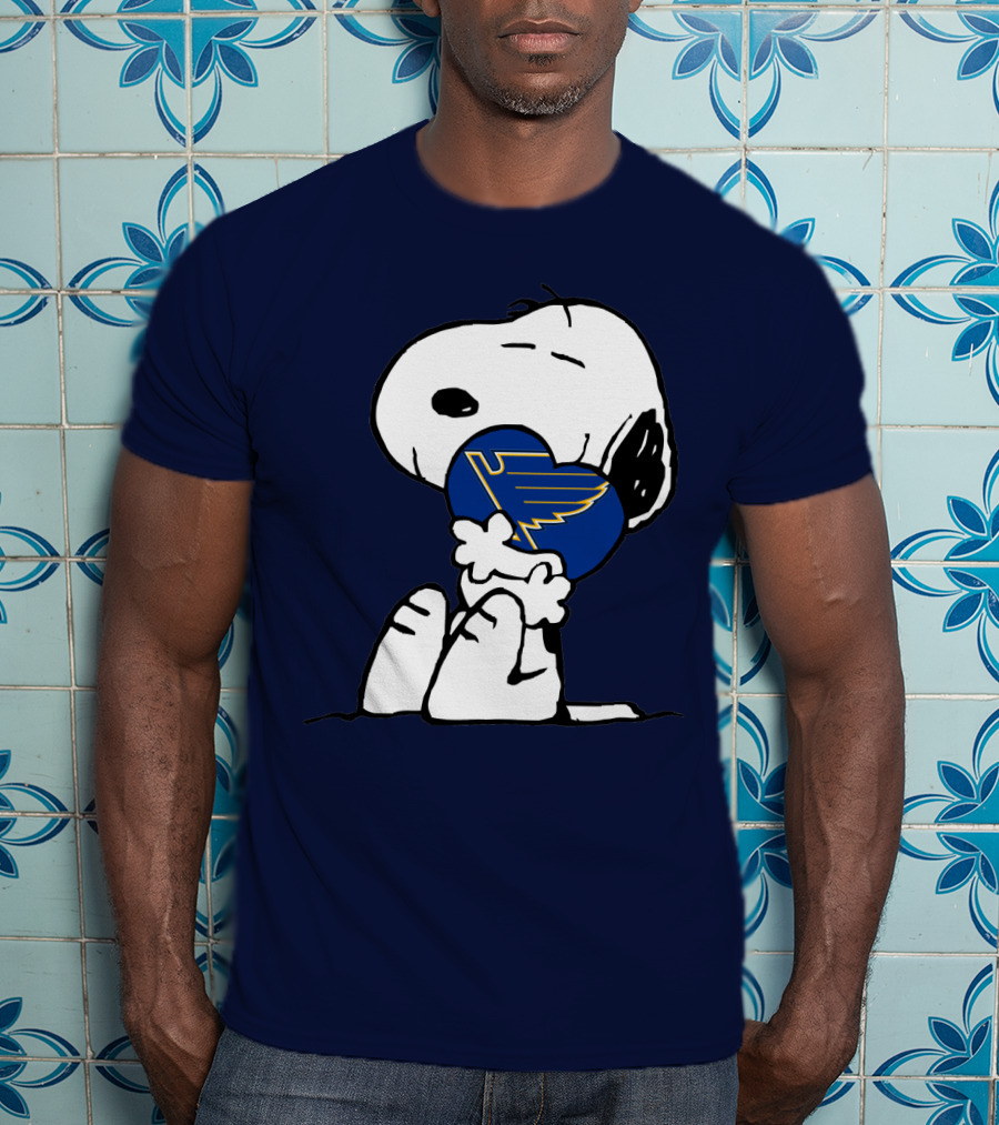 Snoopy Hugging St. Louis Blues T-Shirt