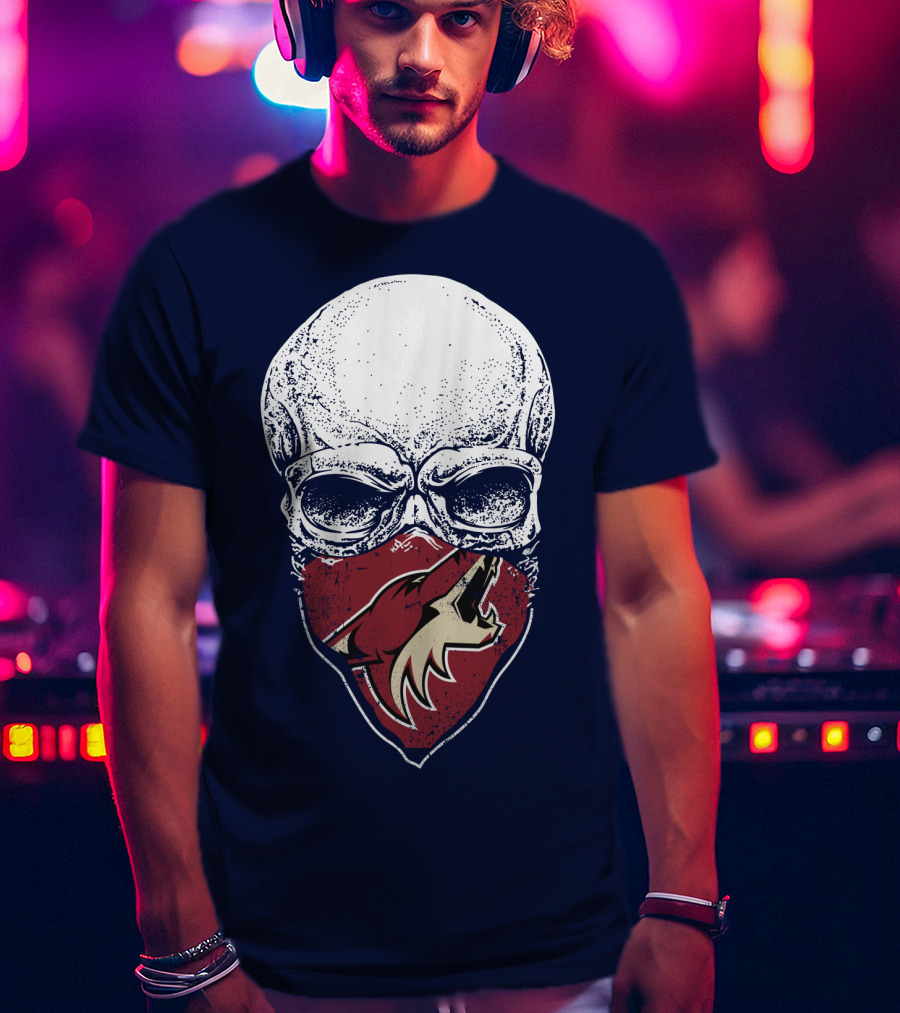 Arizona Coyotes Skull Logo With Coyote Mask T-Shirt