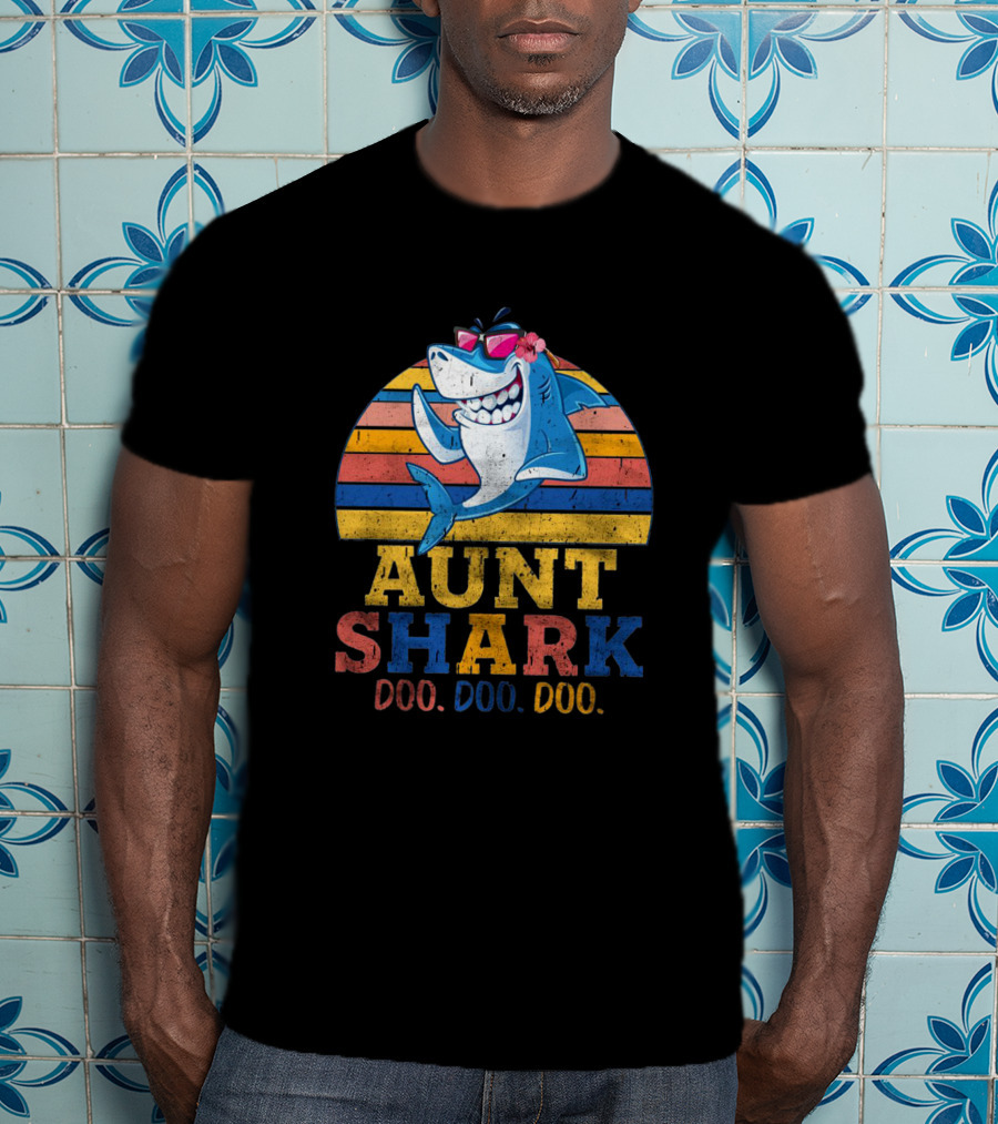 Aunt Shark Doo Doo Doo Retro Sunglasses Beach T-Shirt