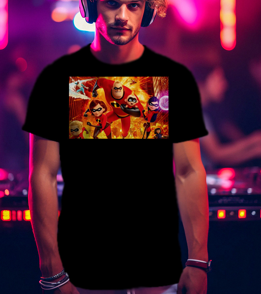The Incredibles Family Action Adventure Pixar Scene T-Shirt