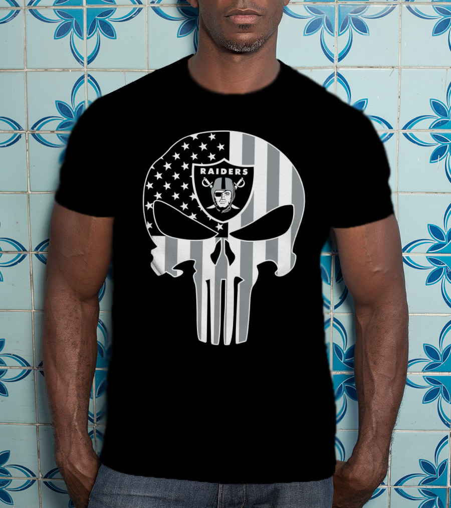 Raiders Skull With Flag T-Shirt