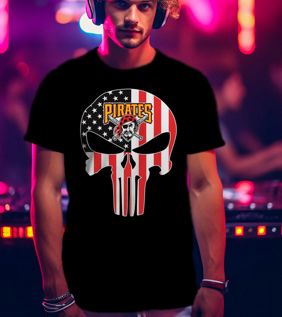 Pirates Skull American Flag T-Shirt