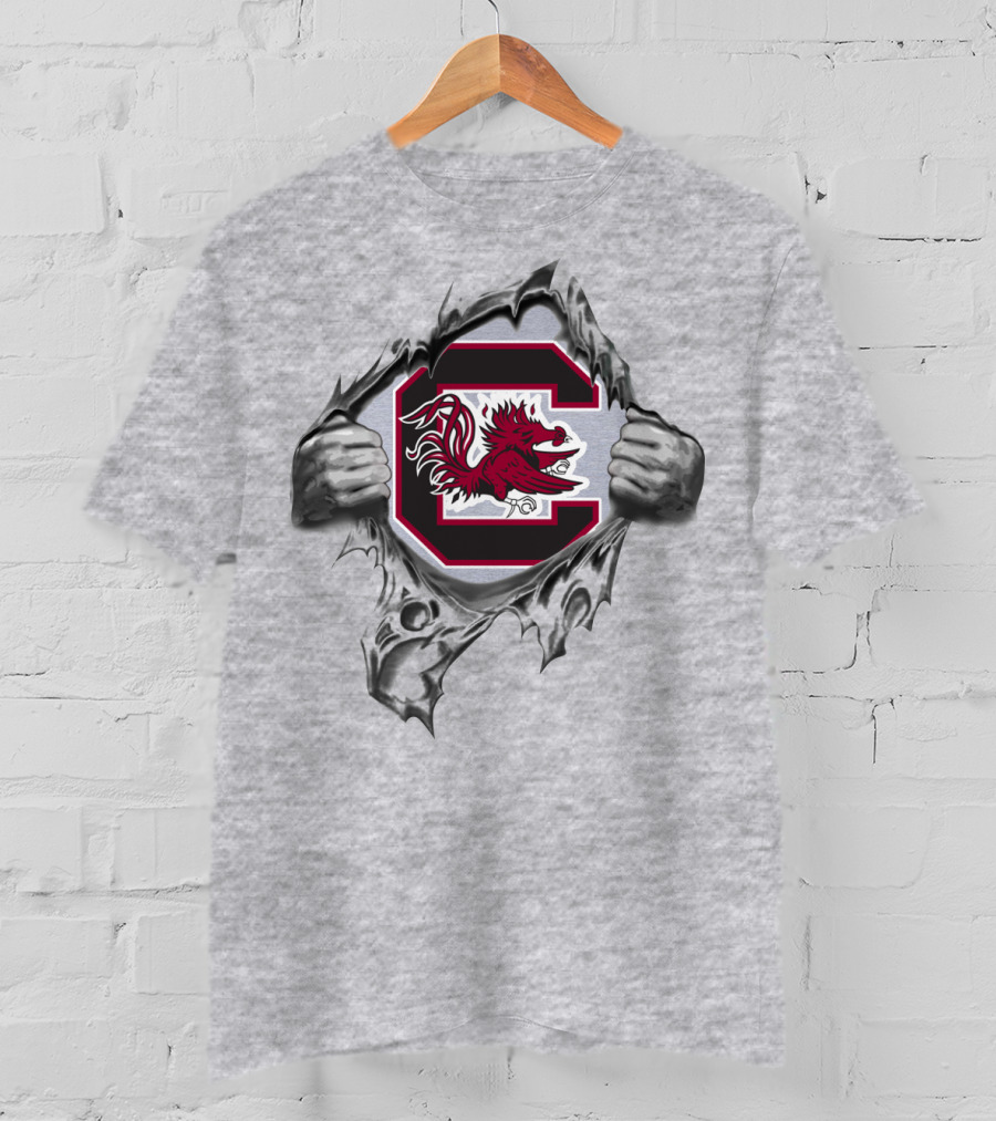 South Carolina Gamecocks C Logo Rooster Emblem Tear Effect T-Shirt