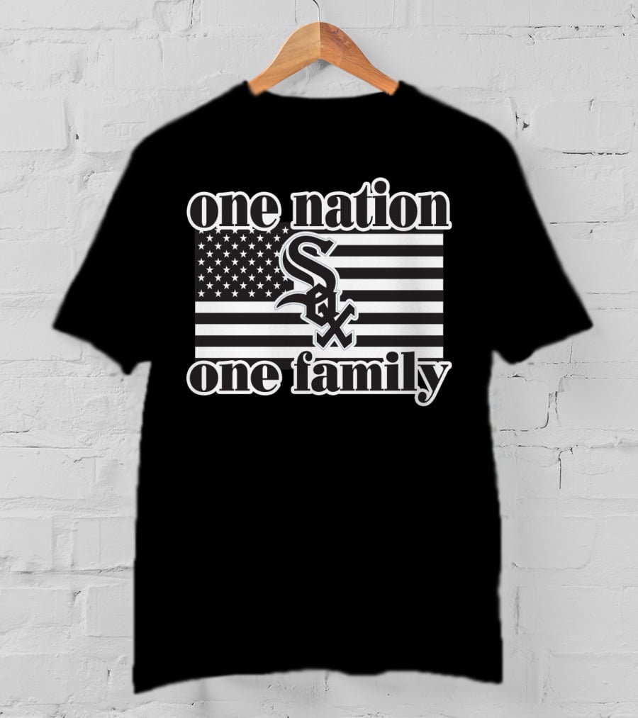 One Nation One Family Chicago White Sox American Flag Vintage Style T-Shirt