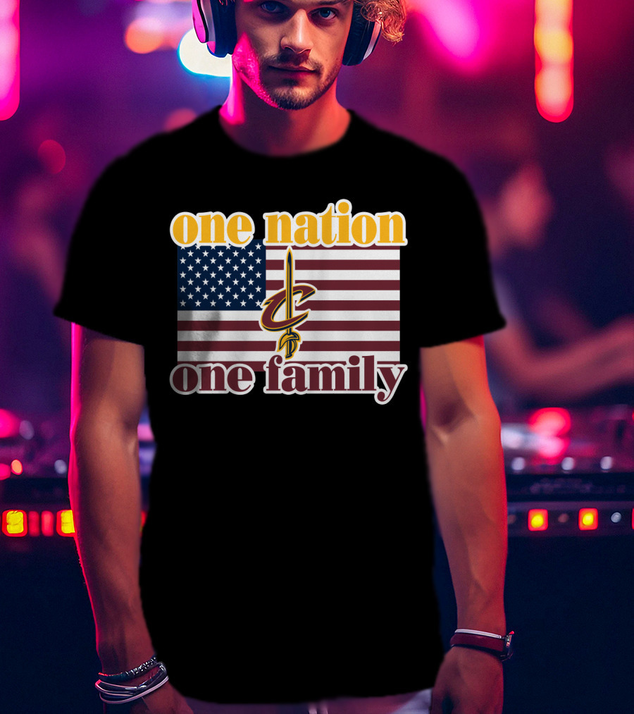 One Nation One Family Cleveland Cavaliers American Flag T-Shirt