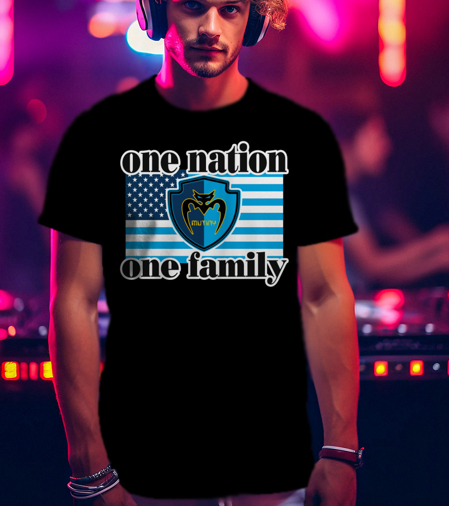 One Nation One Family Tampa Bay Mutiny American Flag T-Shirt