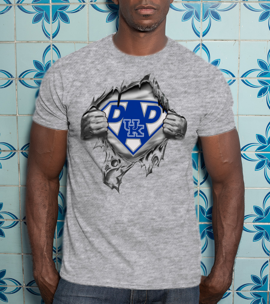 Uk Wildcats Super Dad Shield Burst Through T-Shirt