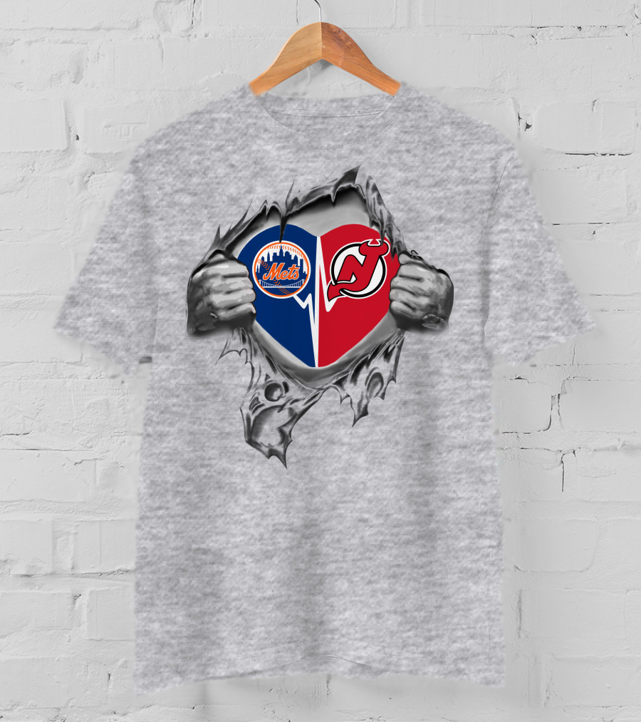 Mets New Jersey Devils Heart Logo Torn Fabric T-Shirt