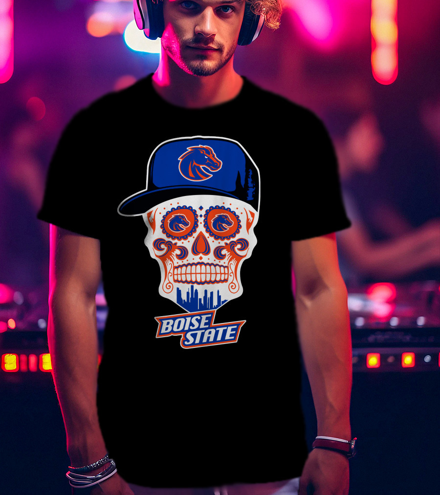 Boise State Broncos Skull With Hat And City Skyline T-Shirt