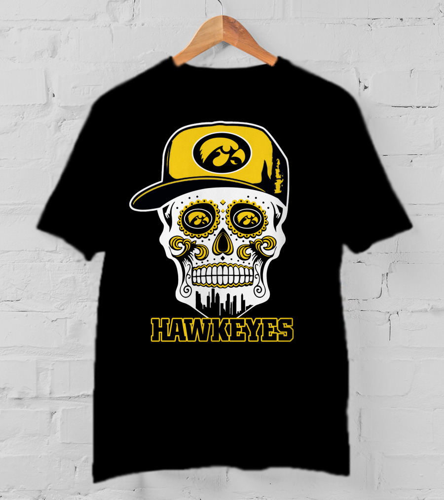 Iowa Hawkeyes Skull With Cap And City Skyline T-Shirt