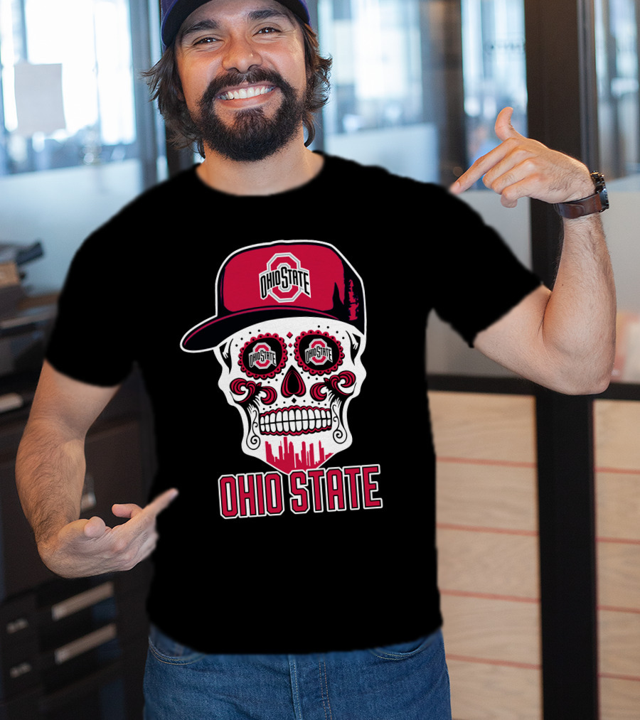 Ohio State Buckeyes Skull With Baseball Cap And Cityscape Elements T-Shirt