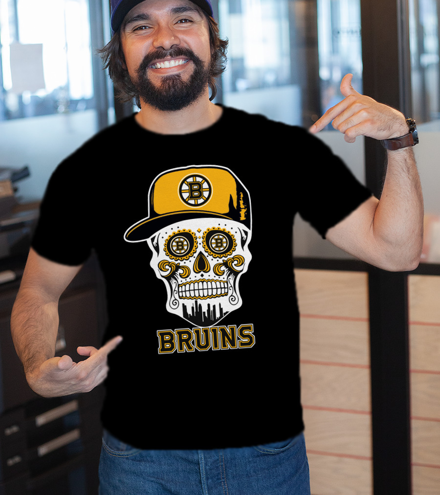 Boston Bruins Skull With Cap And City Silhouette T-Shirt