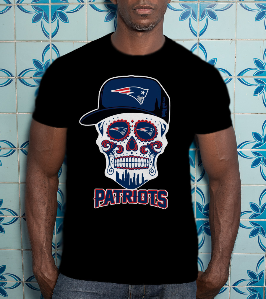 New England Patriots Skull With Hat And Cityscape T-Shirt