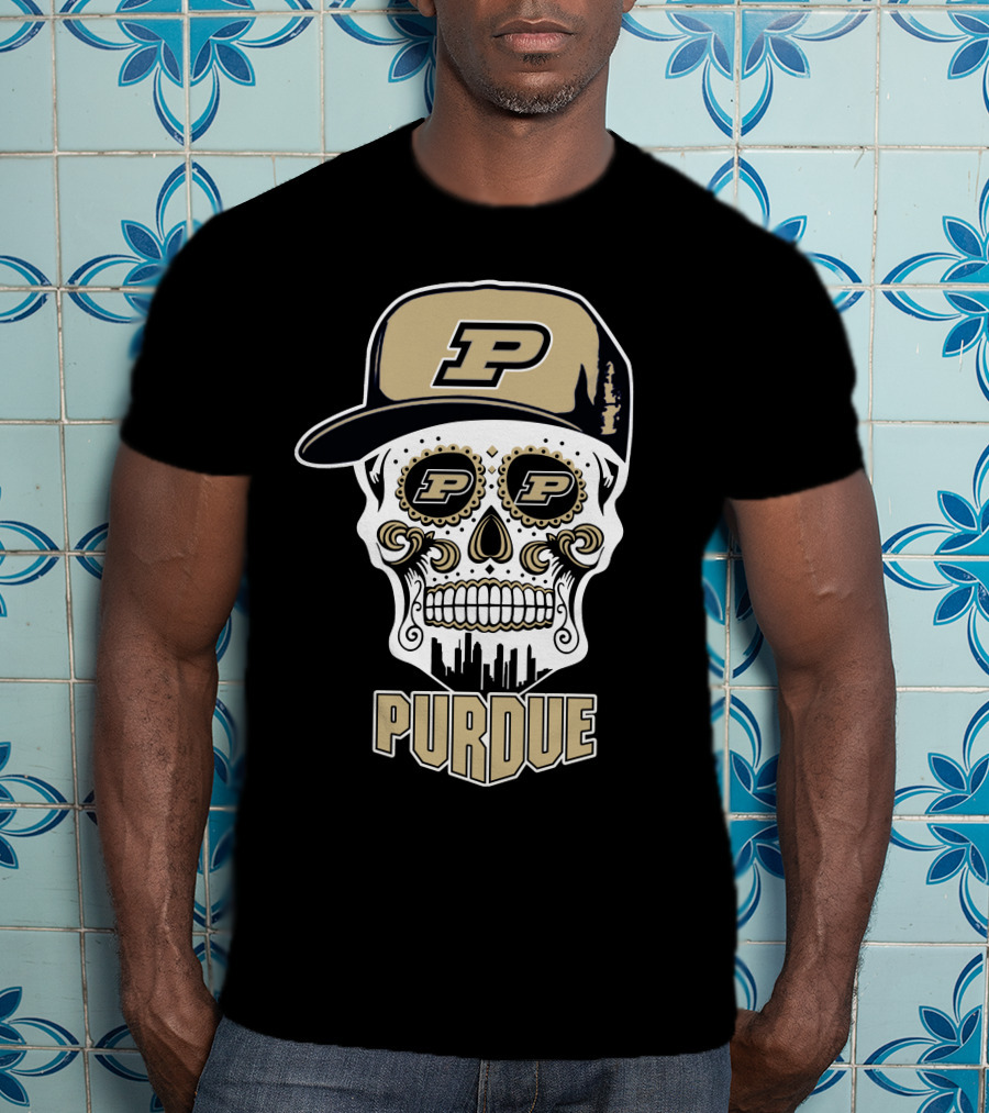 Purdue Boilermakers Skull With Cap And Urban Skyline T-Shirt