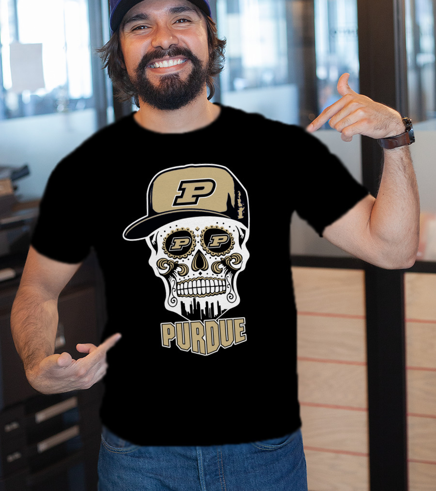 Purdue Boilermakers Skull With Cap And Urban Skyline T-Shirt