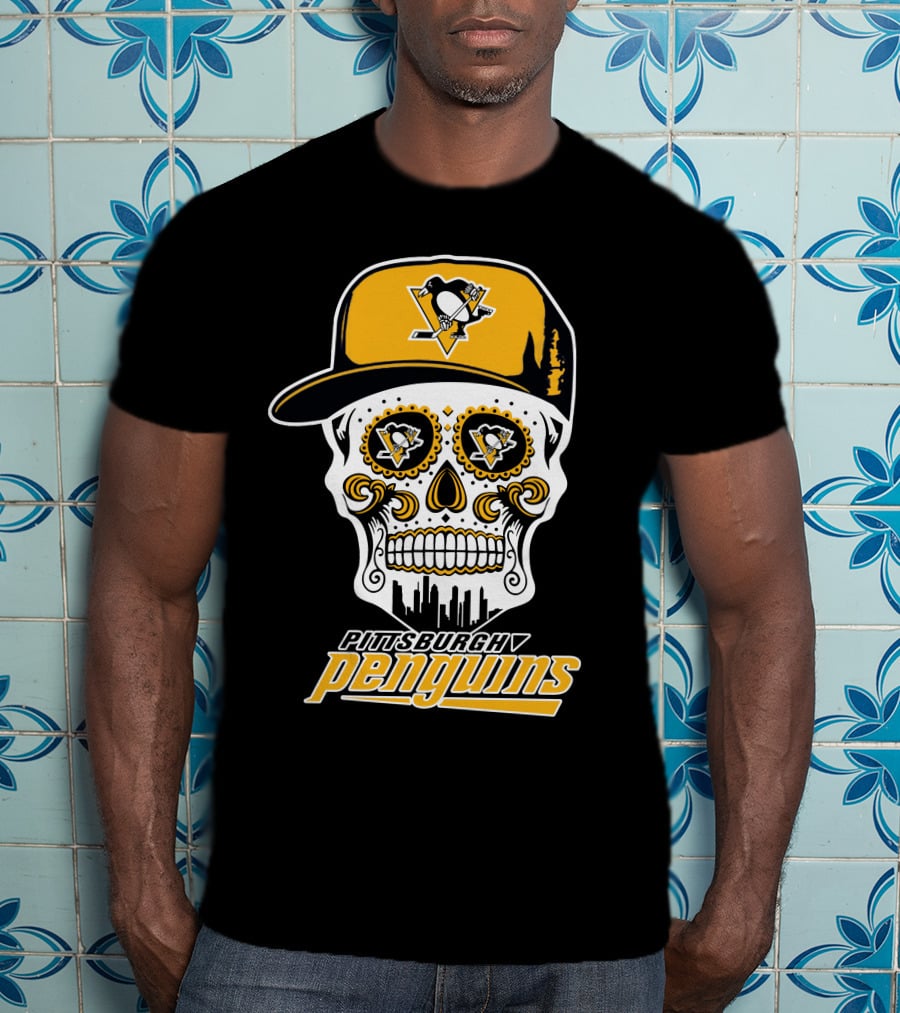 Pittsburgh Penguins Skull Hat Logo Skyline T-Shirt