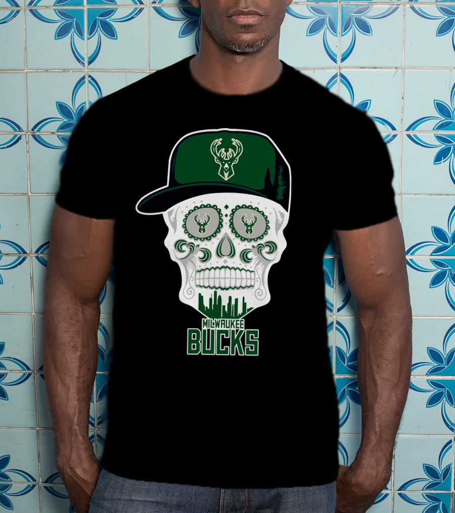Milwaukee Bucks Skull With Cap And Skyline T-Shirt