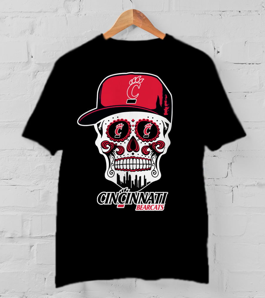 Cincinnati Bearcats Skull With Red Cap And Cityscape Elements T-Shirt