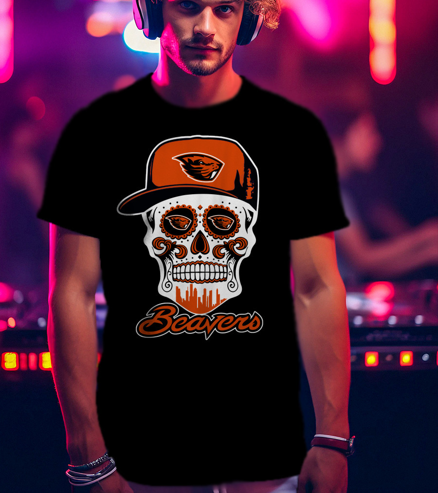 Oregon State Beavers Skull With Cap And Beavers T-Shirt