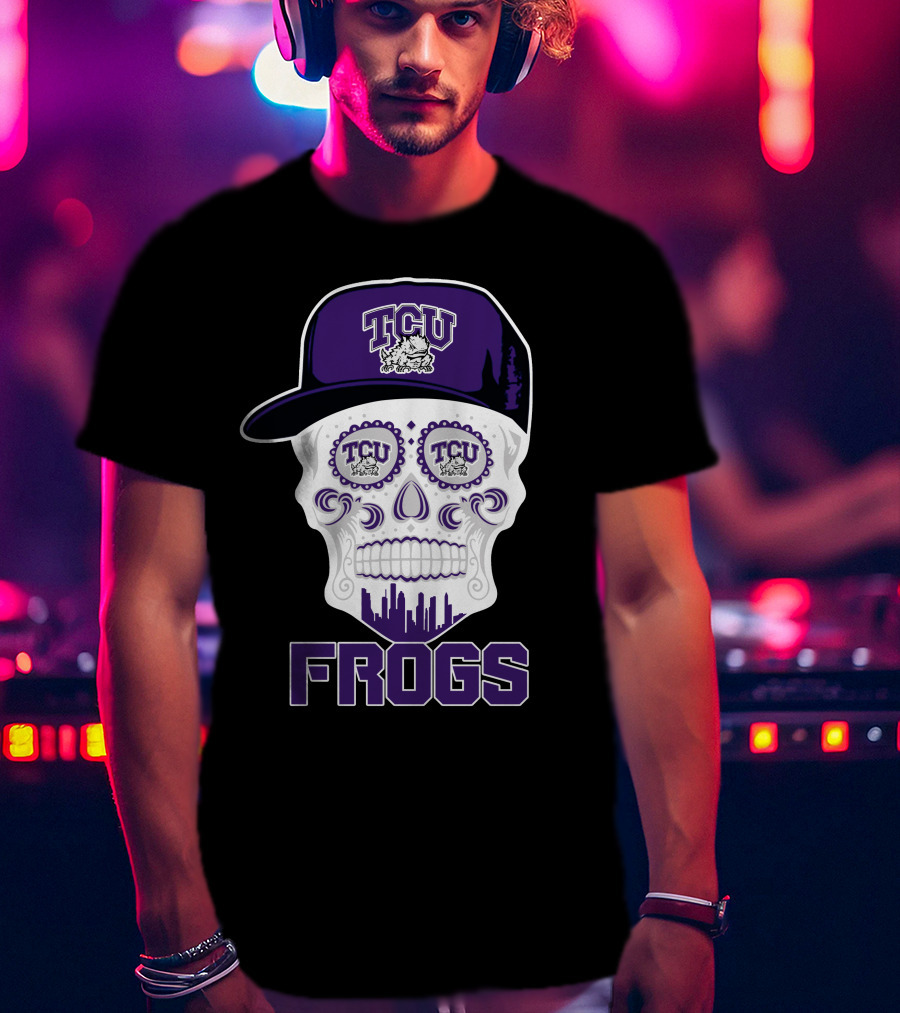 Tcu Horned Frogs Skull With Hat And City Skyline T-Shirt