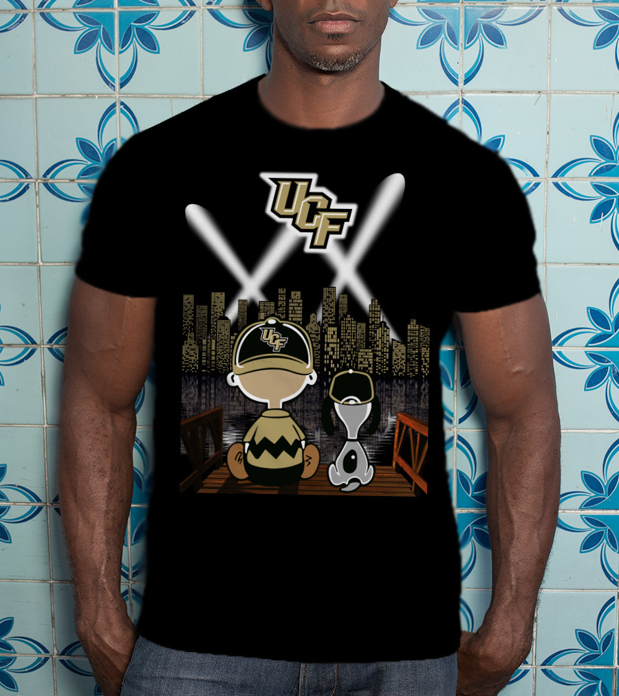 Ucf Knights Nighttime Cityscape Charlie Brown And Snoopy T-Shirt