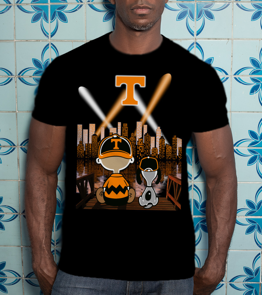 Tennessee Volunteers City Night Skyline With Iconic Cartoon Characters T-Shirt